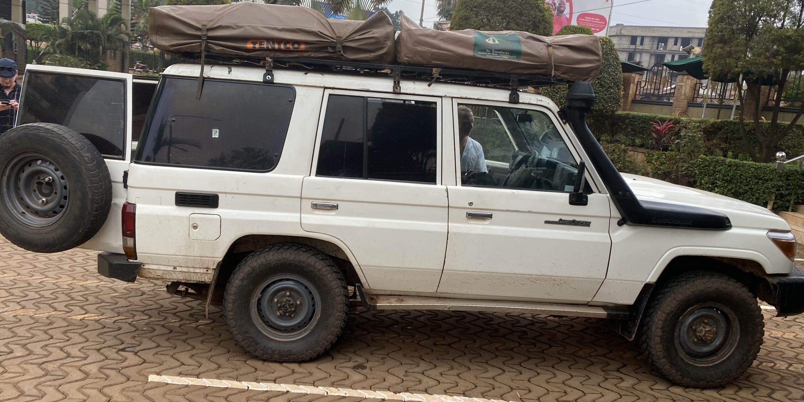 TOYOTA LAND CRUISER HARDTOP