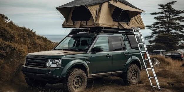 4X4 ROOFTOP TENT CAR IN EAST AFRICA